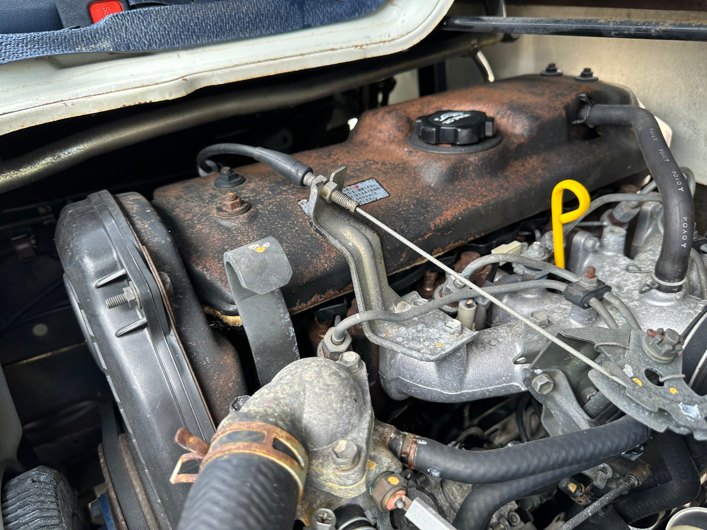 1990 TOYOTA HIACE LH85