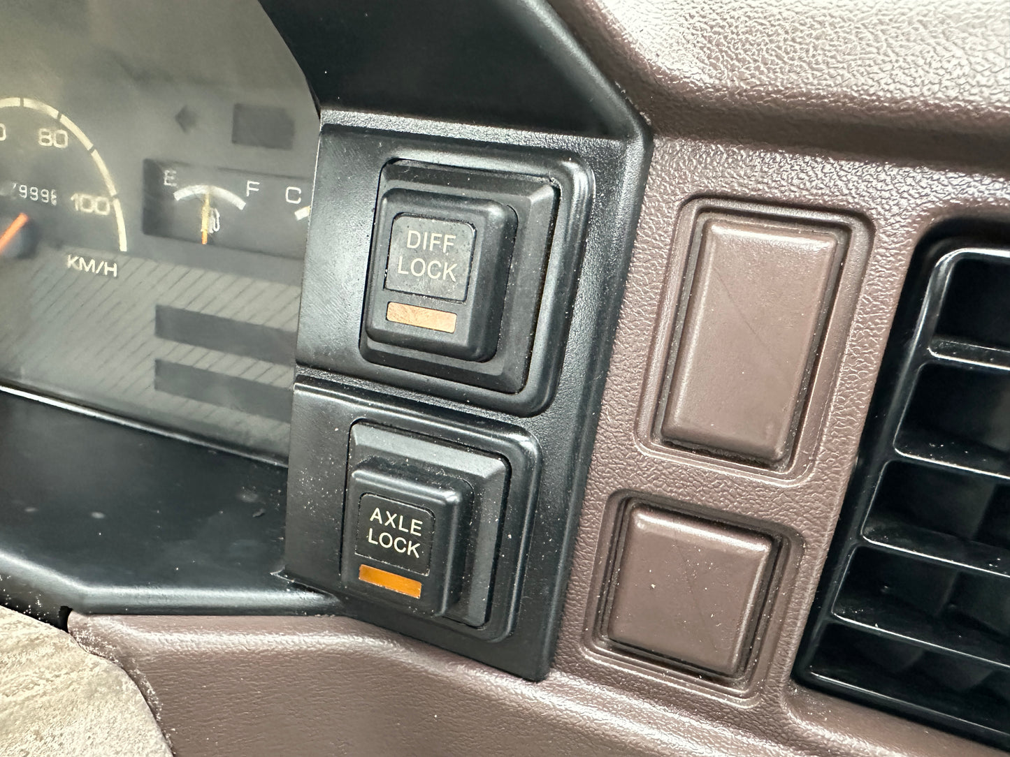 1989 SUZUKI CARRY DB71T