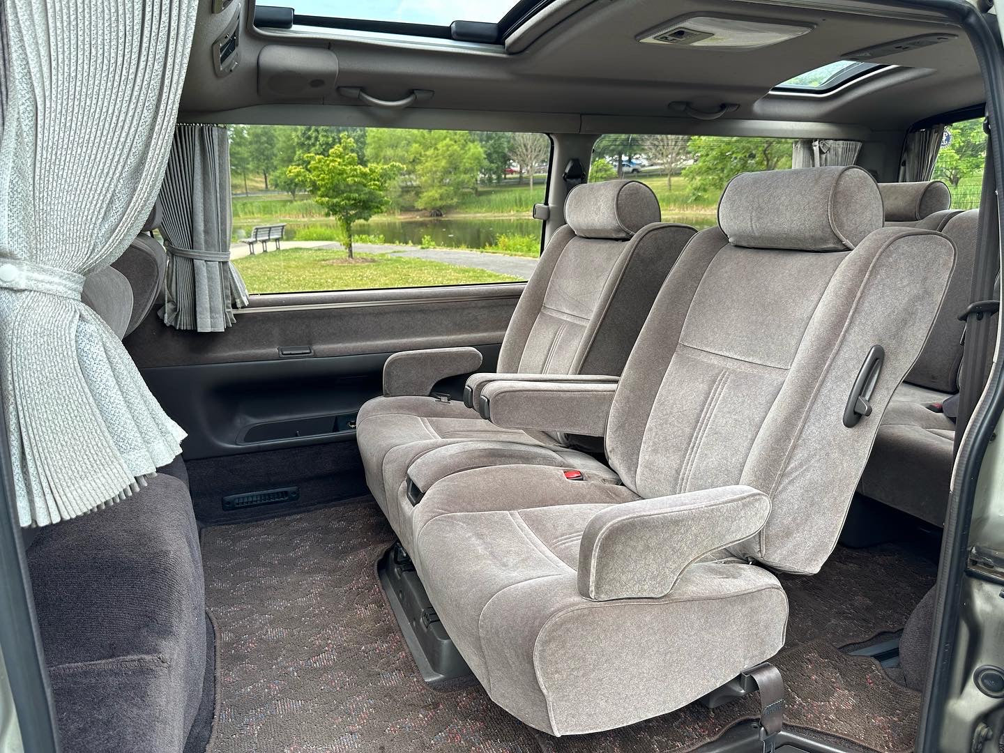 1995 TOYOTA HIACE SUPER CUSTOM LIMITED KZH106