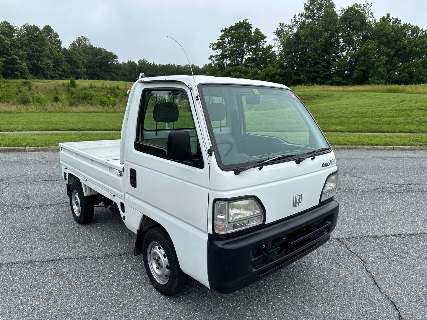 1996 HONDA ACTY SDX 4WD & 5-Speed — LOT#549
