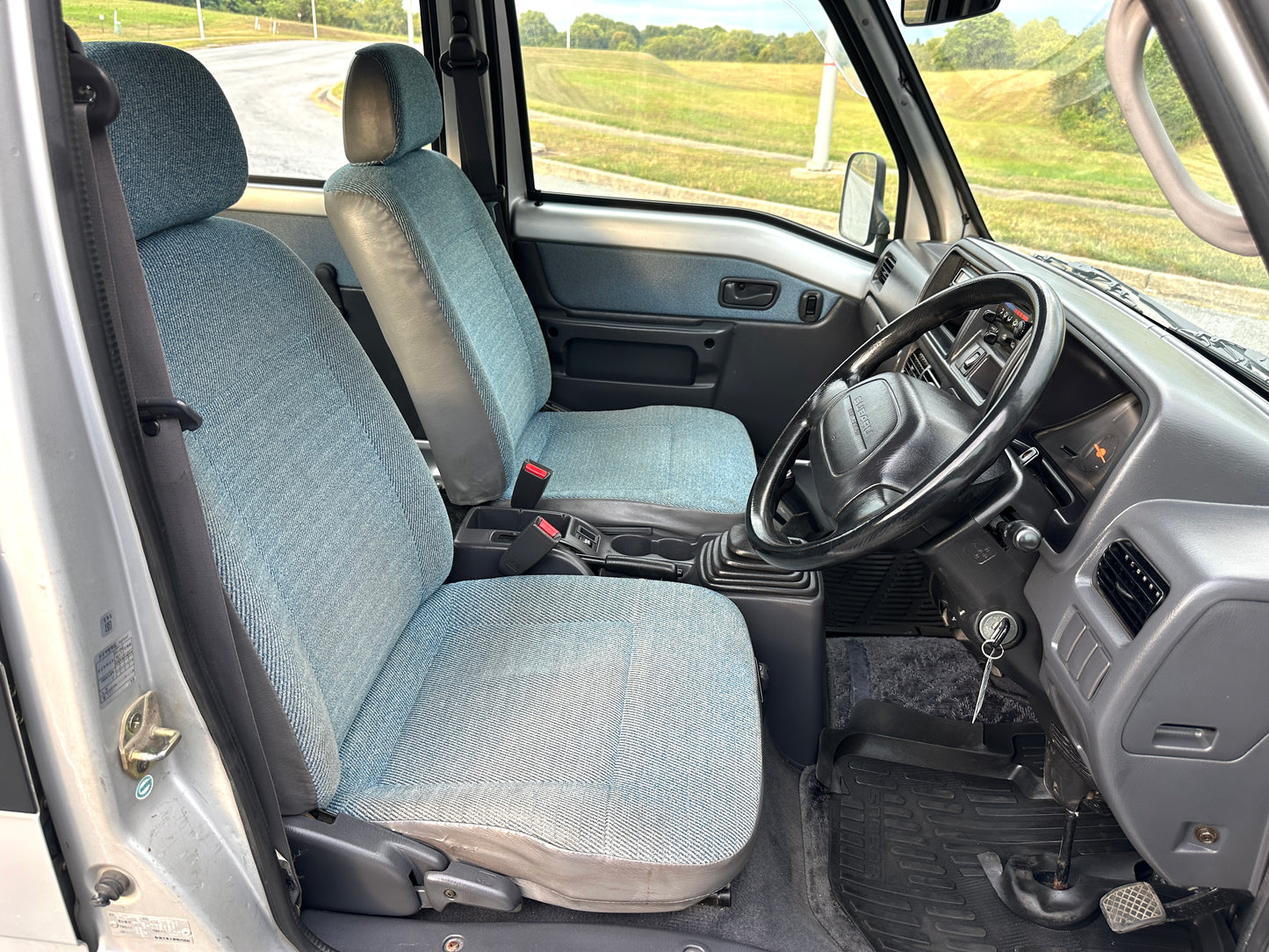 1999 SUBARU SAMBAR DIAS VAN 4WD - A/C - FUEL INJECTION — LOT#619
