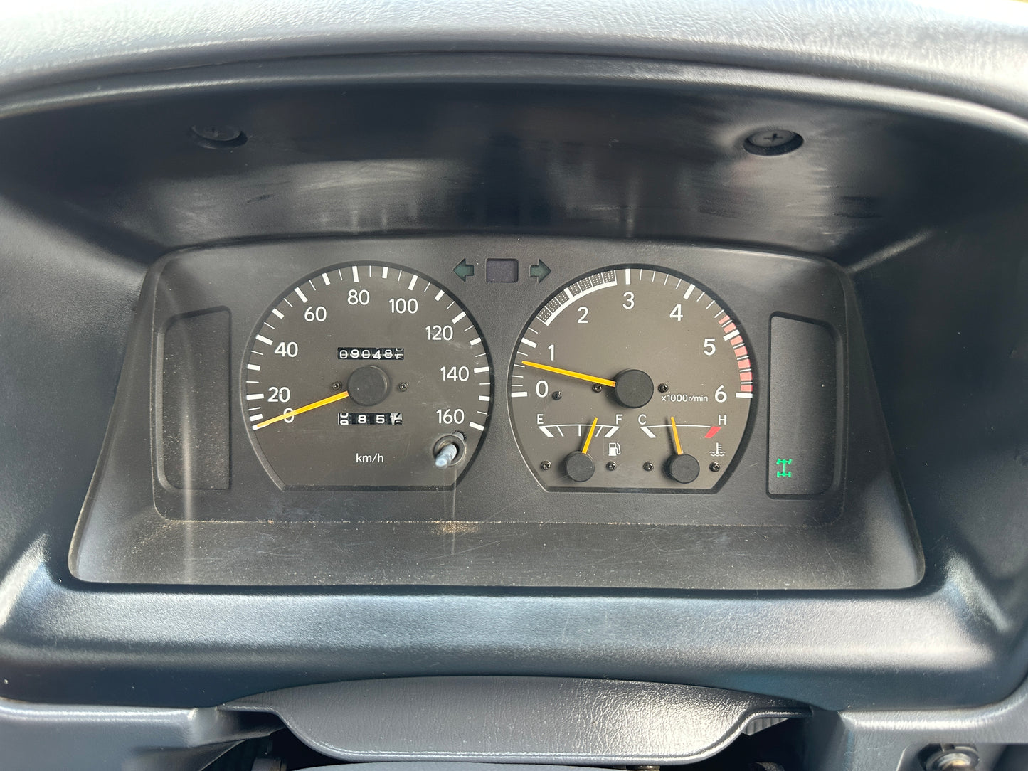 1996 TOYOTA HIACE LY151