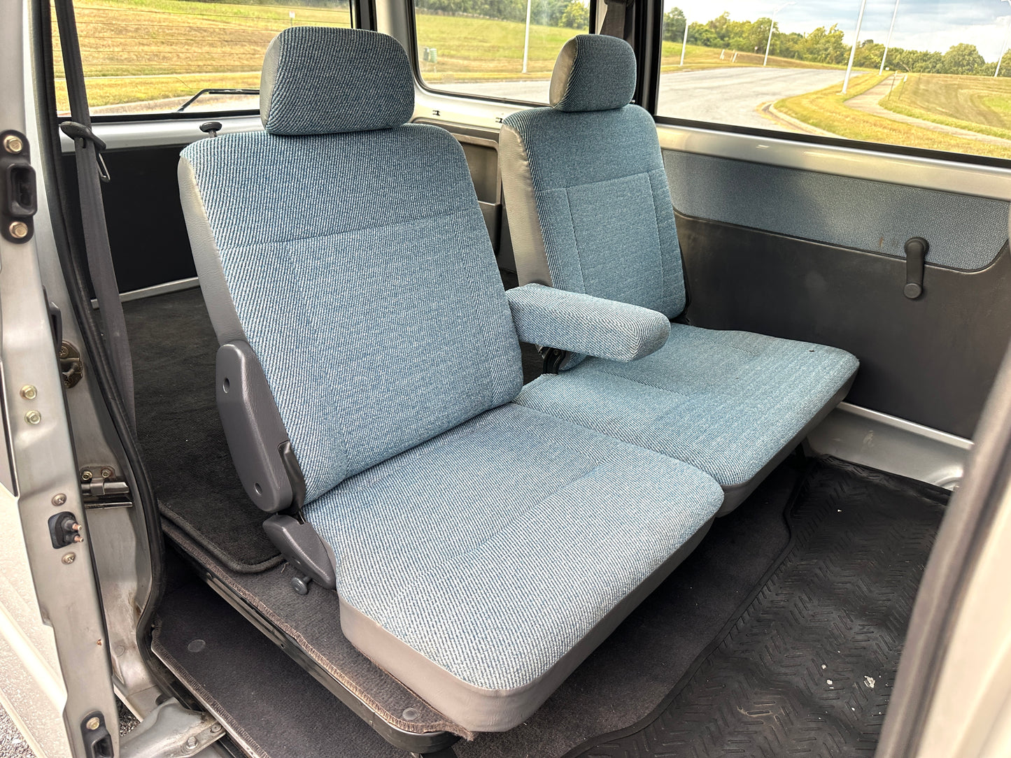 1999 SUBARU SAMBAR DIAS VAN 4WD - A/C - FUEL INJECTION — LOT#619