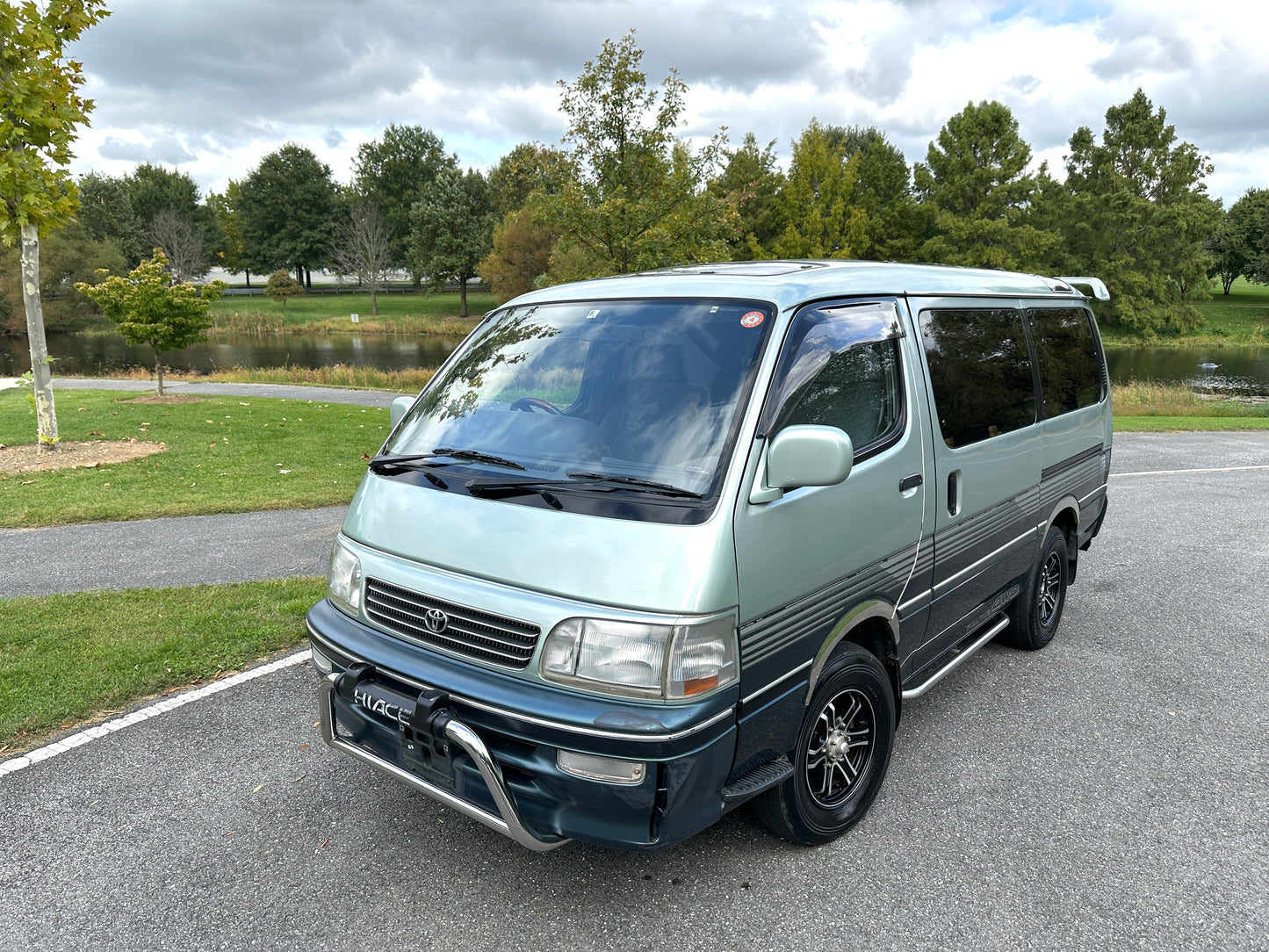1996 TOYOTA HIACE SUPER CUSTOM KZH106