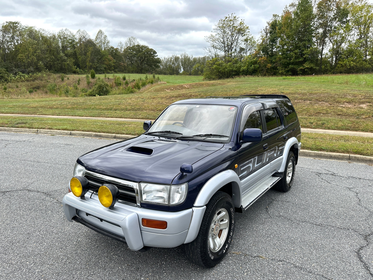 1996 Toyota Hilux Surf SSR-G - 4WD - INTERCOOLED TURBO DIESEL — LOT#655