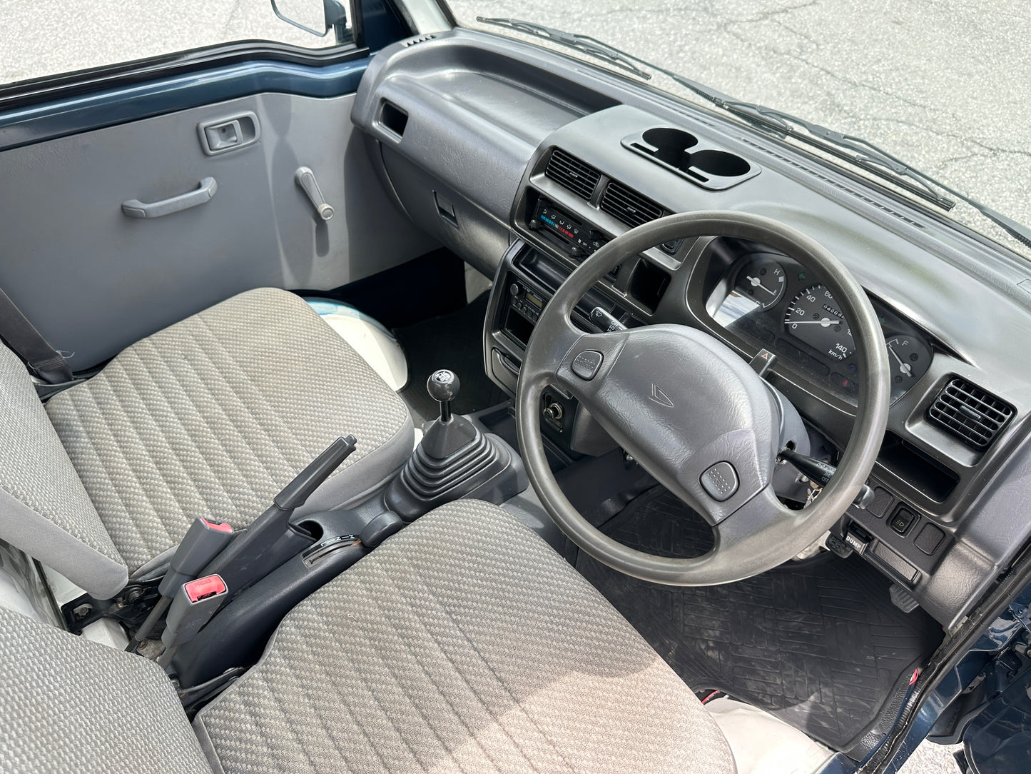 2000 DAIHATSU HIJET 3-WAY DUMP 4WD - A/C - FUEL INJECTION