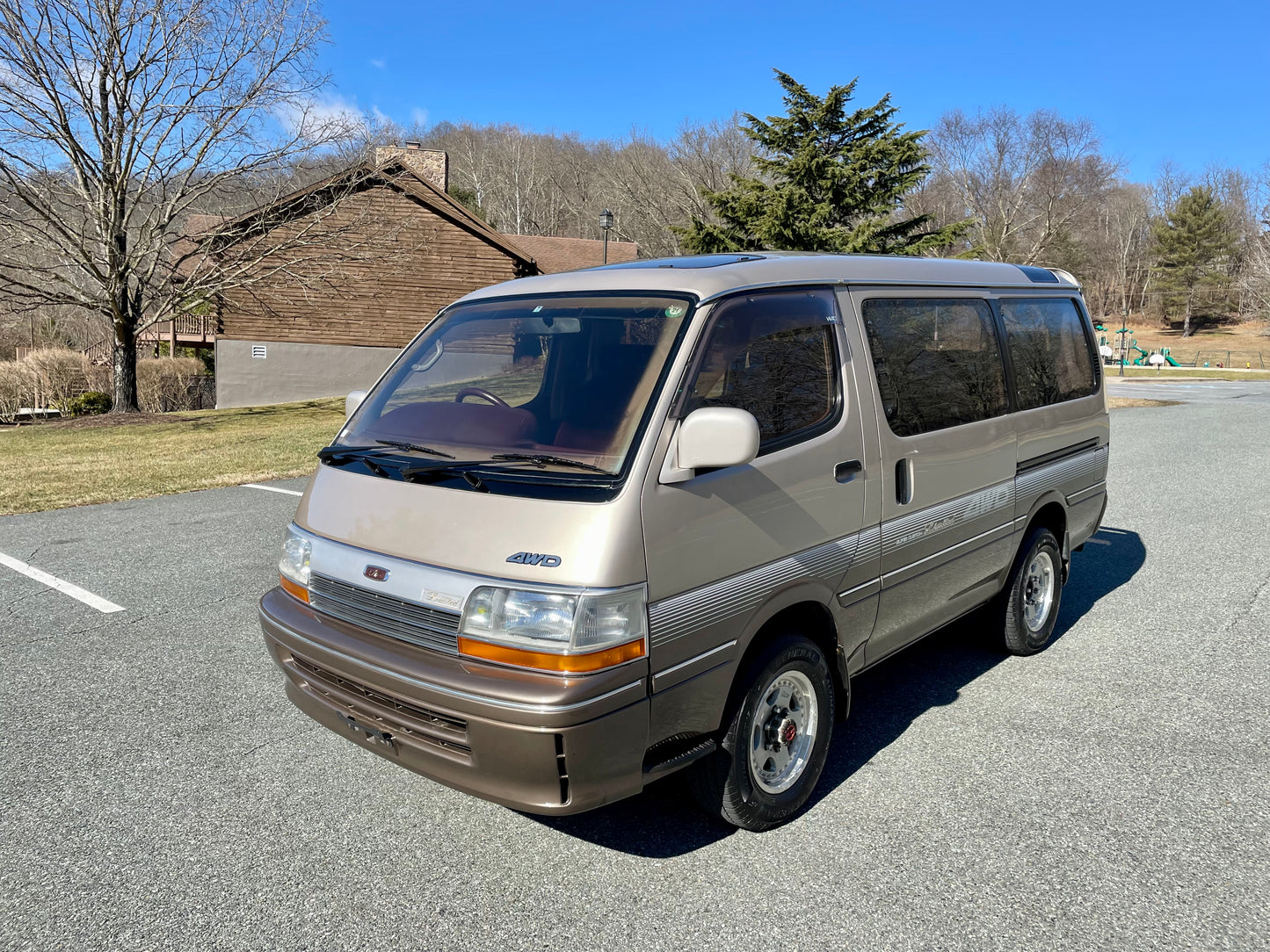 1991 TOYOTA HIACE SUPER CUSTOM LIMITED LH107