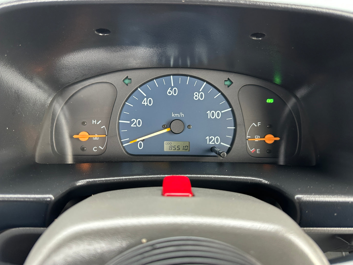 1999 SUZUKI CARRY -4WD -FUEL INJECTED -2 SPEED TRANSFER-CASE -A/C — LOT#754