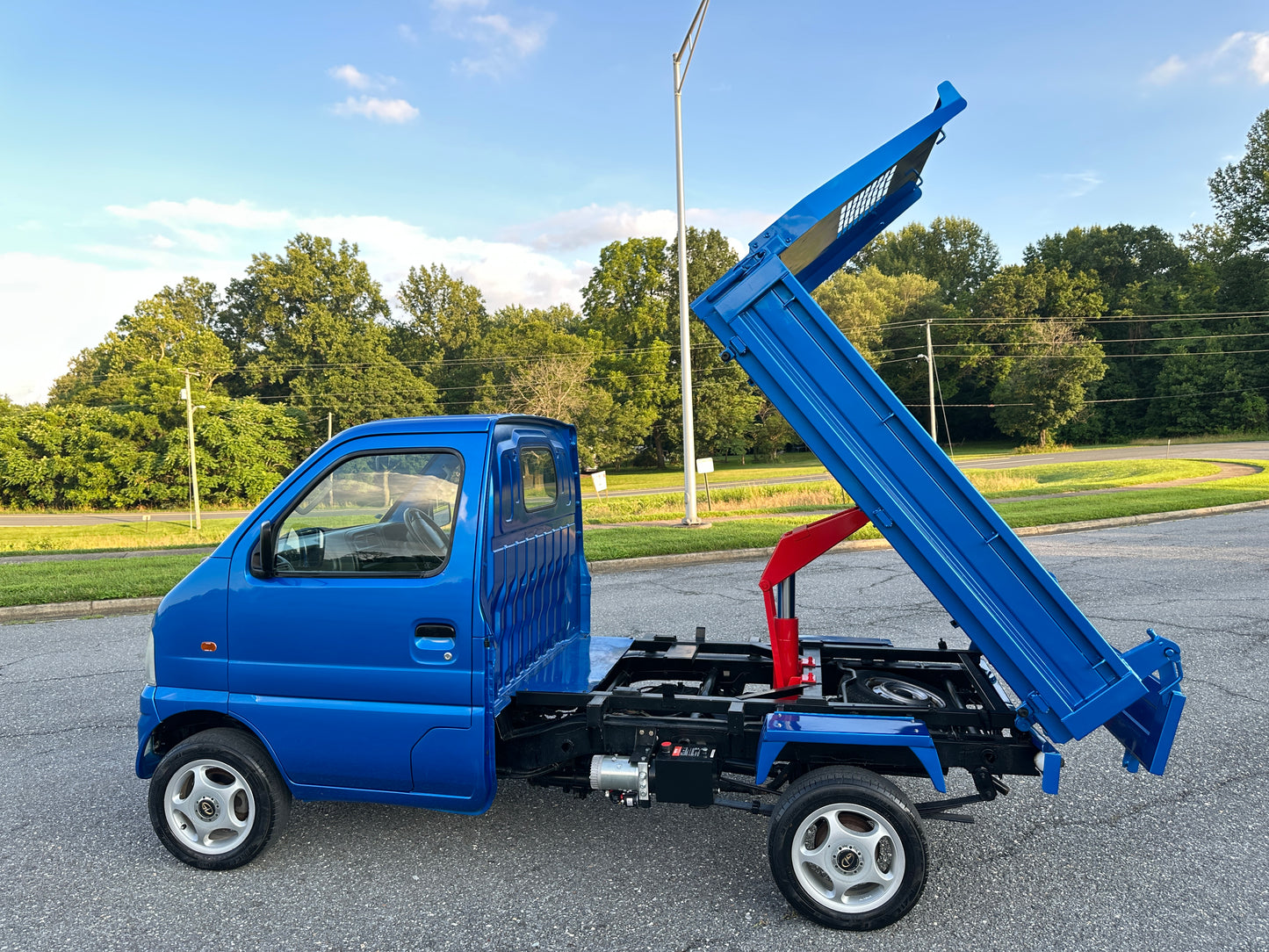 2000 SUZUKI CARRY DUMP 4WD - A/C
