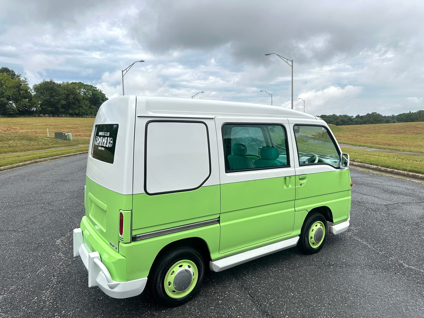 1998 SUBARU SAMBAR DIAS 4WD — LOT#642