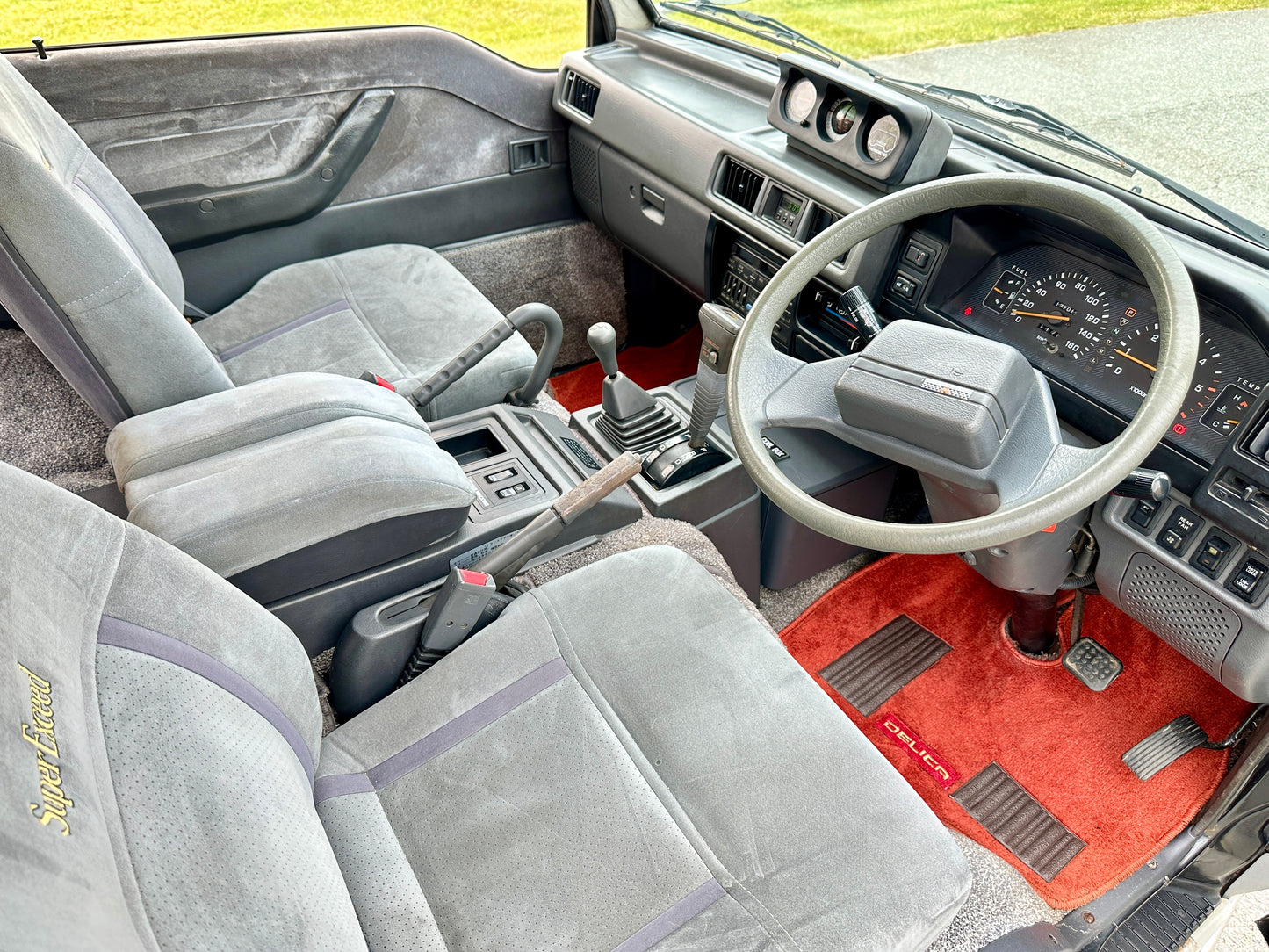 1992 MITSUBISHI DELICA STAR WAGON 4WD SUPER EXCEED P35W