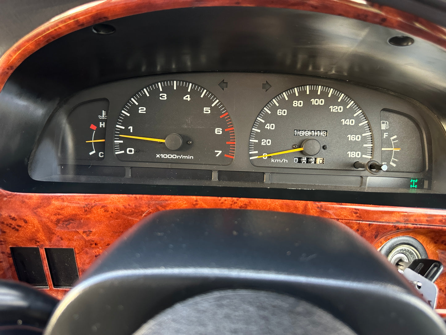 1997 TOYOTA HILUX SURF SSR-X - 4WD - 4 Cylinder Gasoline — LOT#658