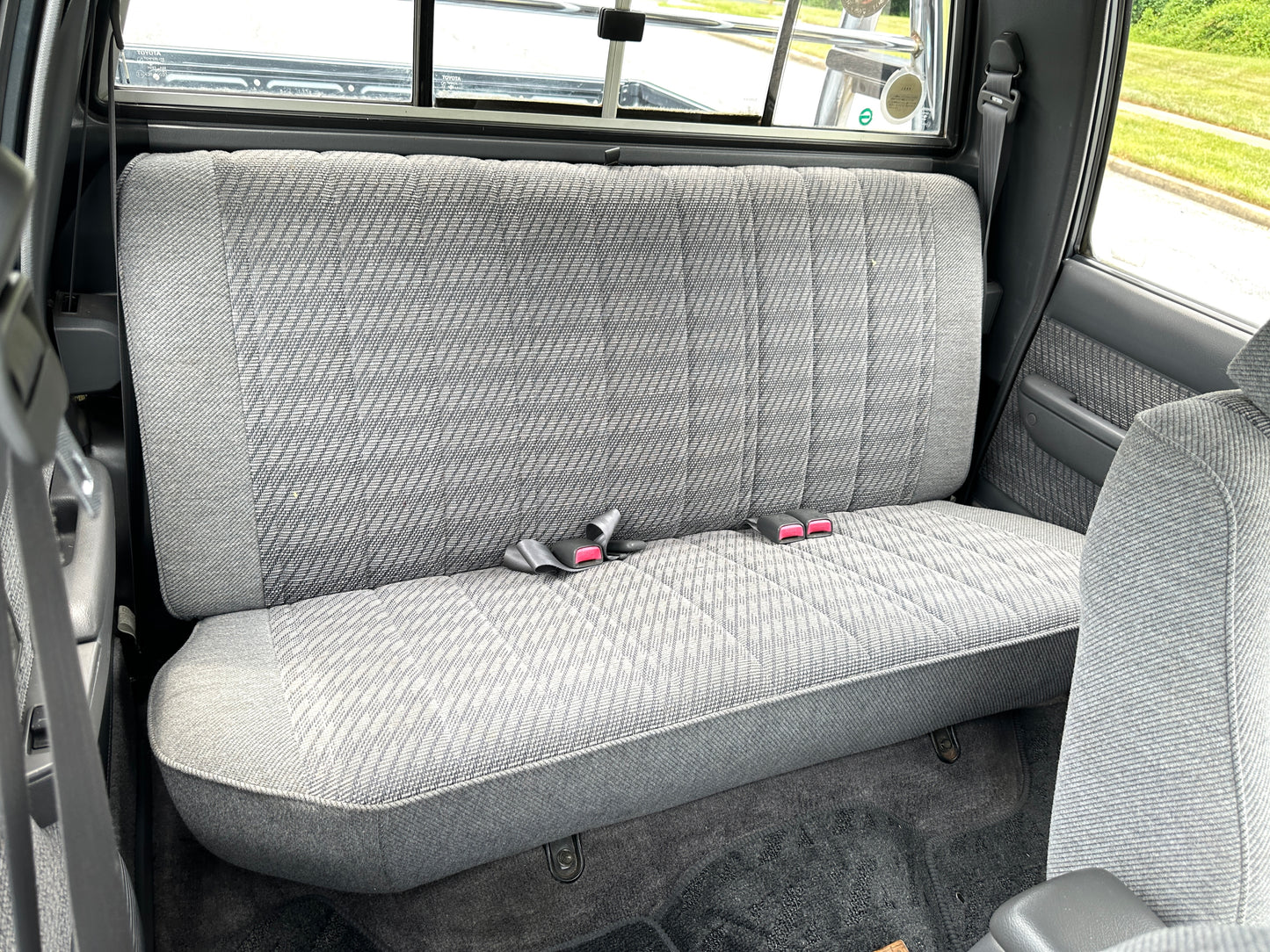 1994 TOYOTA HILUX SSR-X LN107 Double Cab Pickup