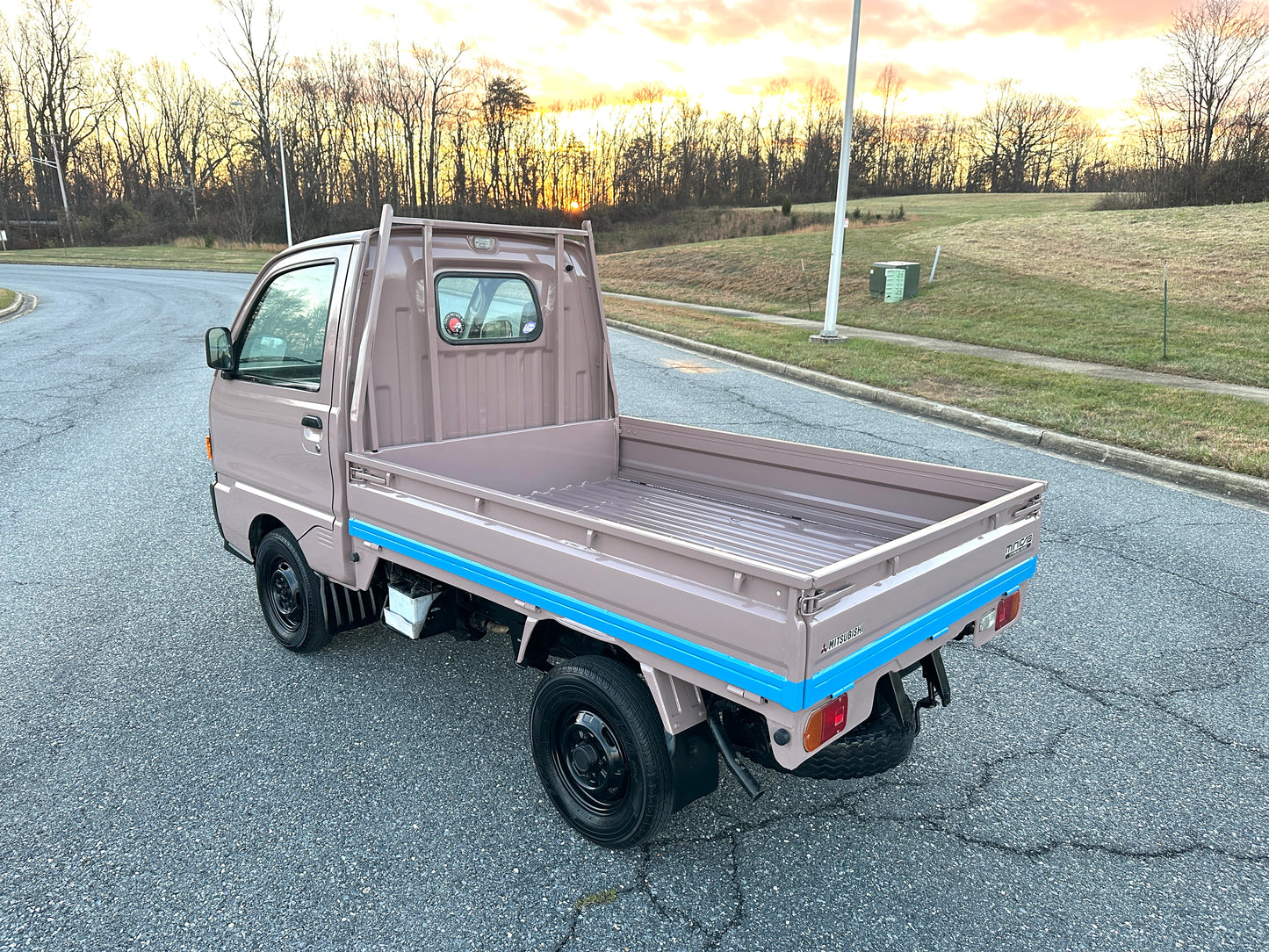 1997 MITSUBISHI MINICAB DUMP TRUCK V-U42T