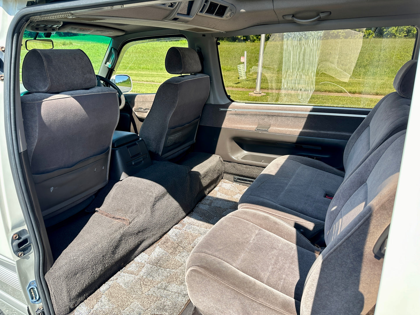 1999 TOYOTA HIACE SUPER CUSTOM G LIVING SALOON EX KZH106