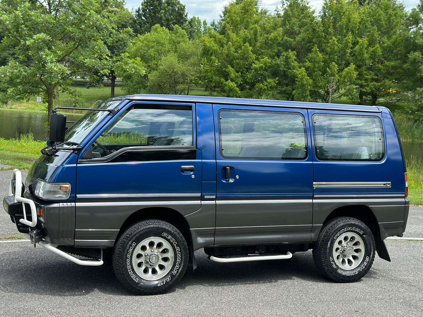 1995 MITSUBISHI DELICA STAR WAGON 4WD P25W