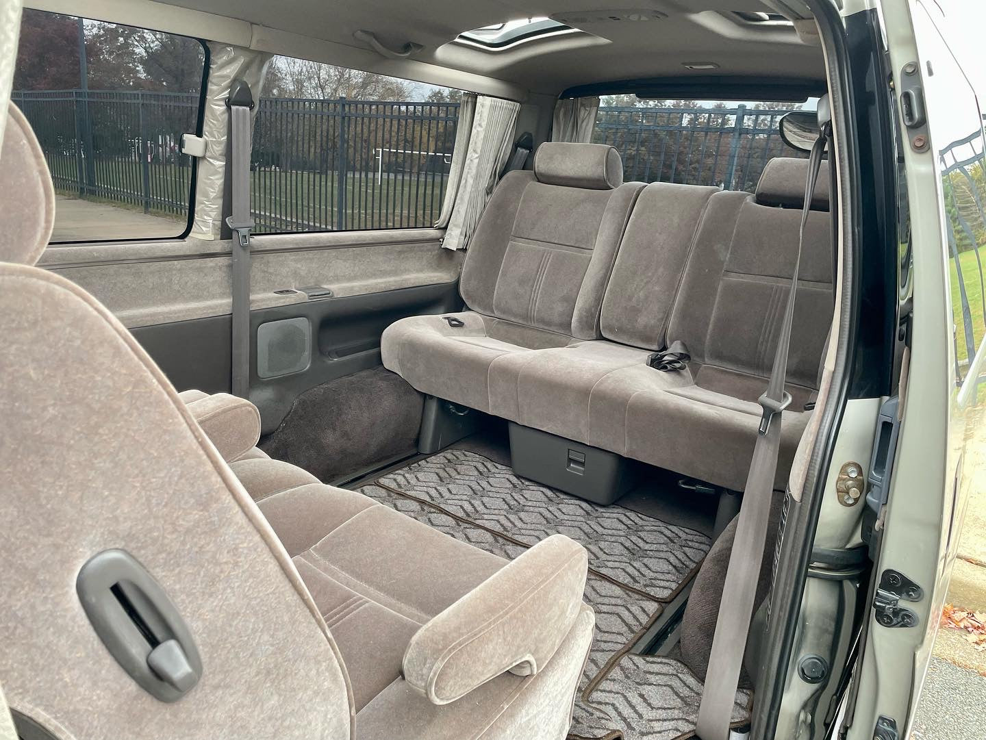 1996 TOYOTA HIACE SUPER CUSTOM LIMITED KZH106