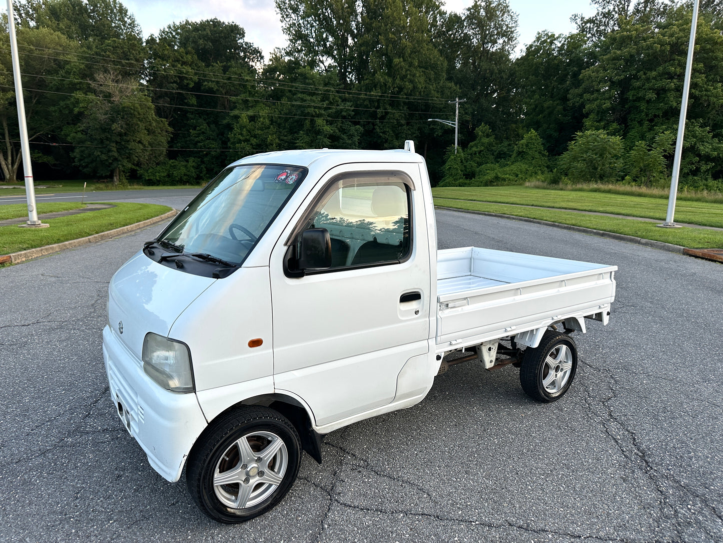 1999 SUZUKI CARRY 4WD - A/C - FUEL INJECTED- 33K Miles