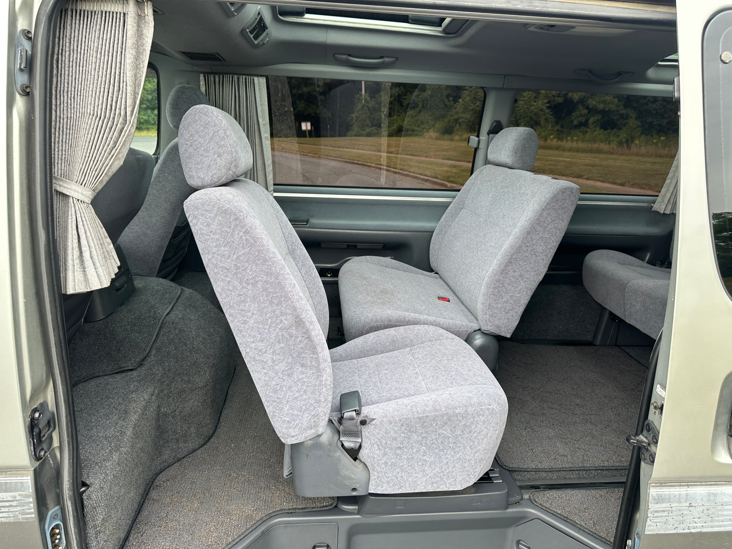 2000 TOYOTA HIACE SUPER CUSTOM G 4WD — INTERCOOLER TURBO DIESEL — LOT#614