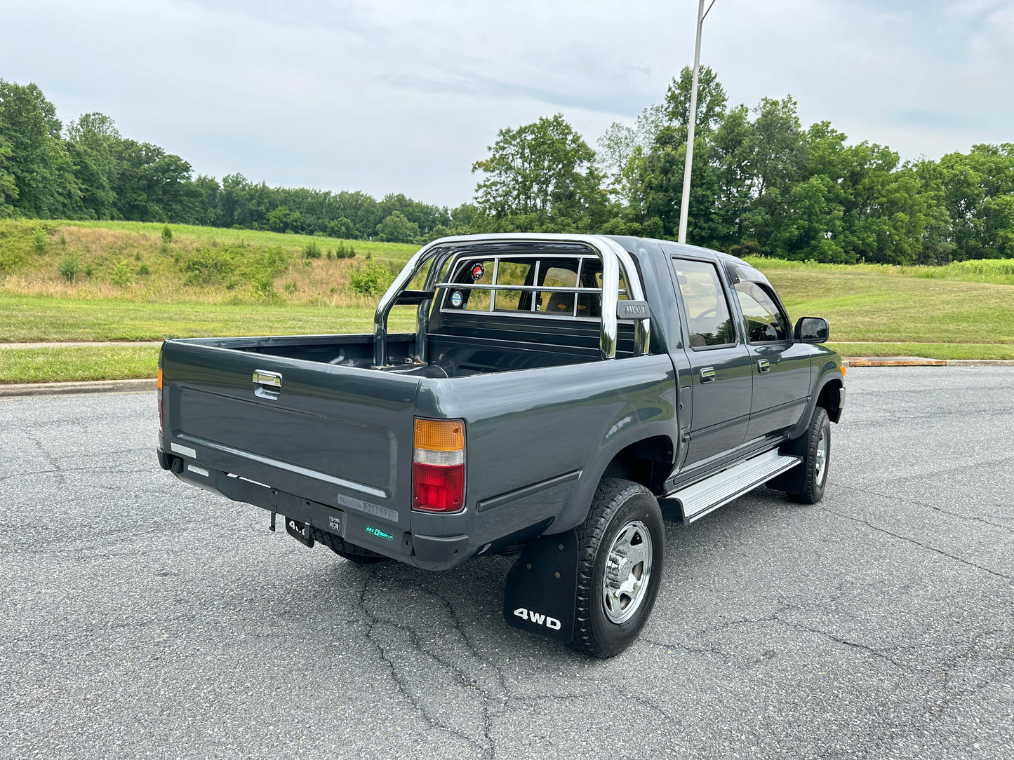 1994 TOYOTA HILUX SSR-X LN107 Double Cab Pickup