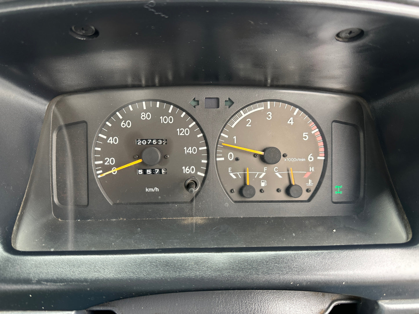 1996 TOYOTA HIACE LY151