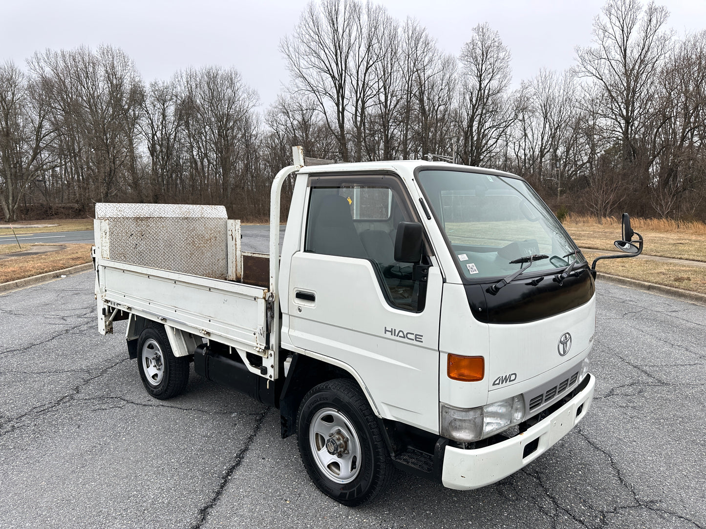 1996 TOYOTA HIACE LY151