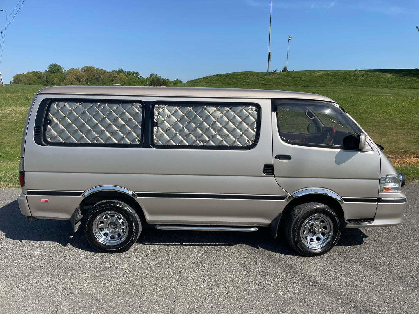 1995 TOYOTA HIACE SUPER CUSTOM KZH106