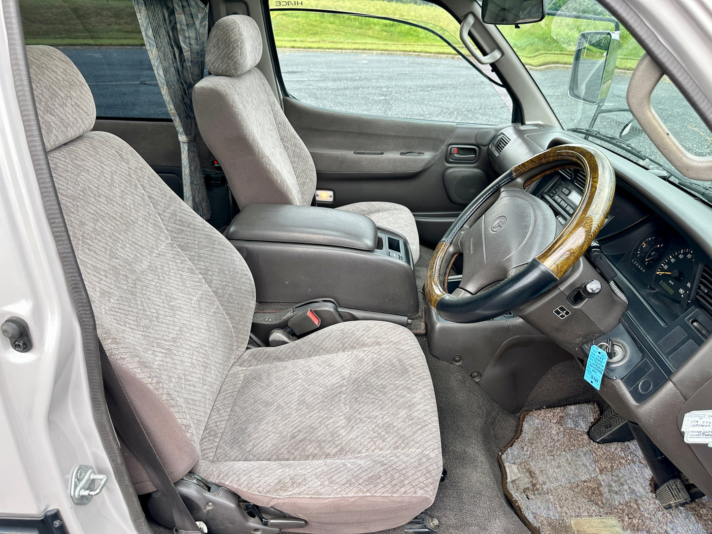 1999 TOYOTA HIACE SUPER CUSTOM G KZH106