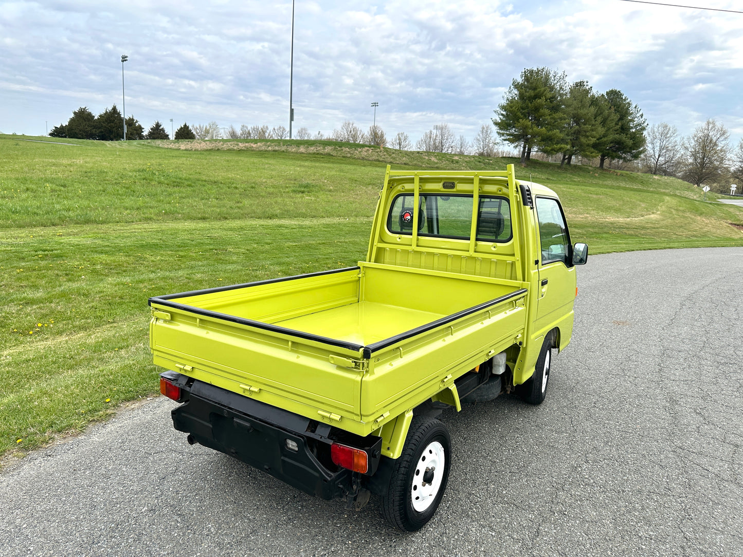 1997 SUBARU SAMBAR V-KS4