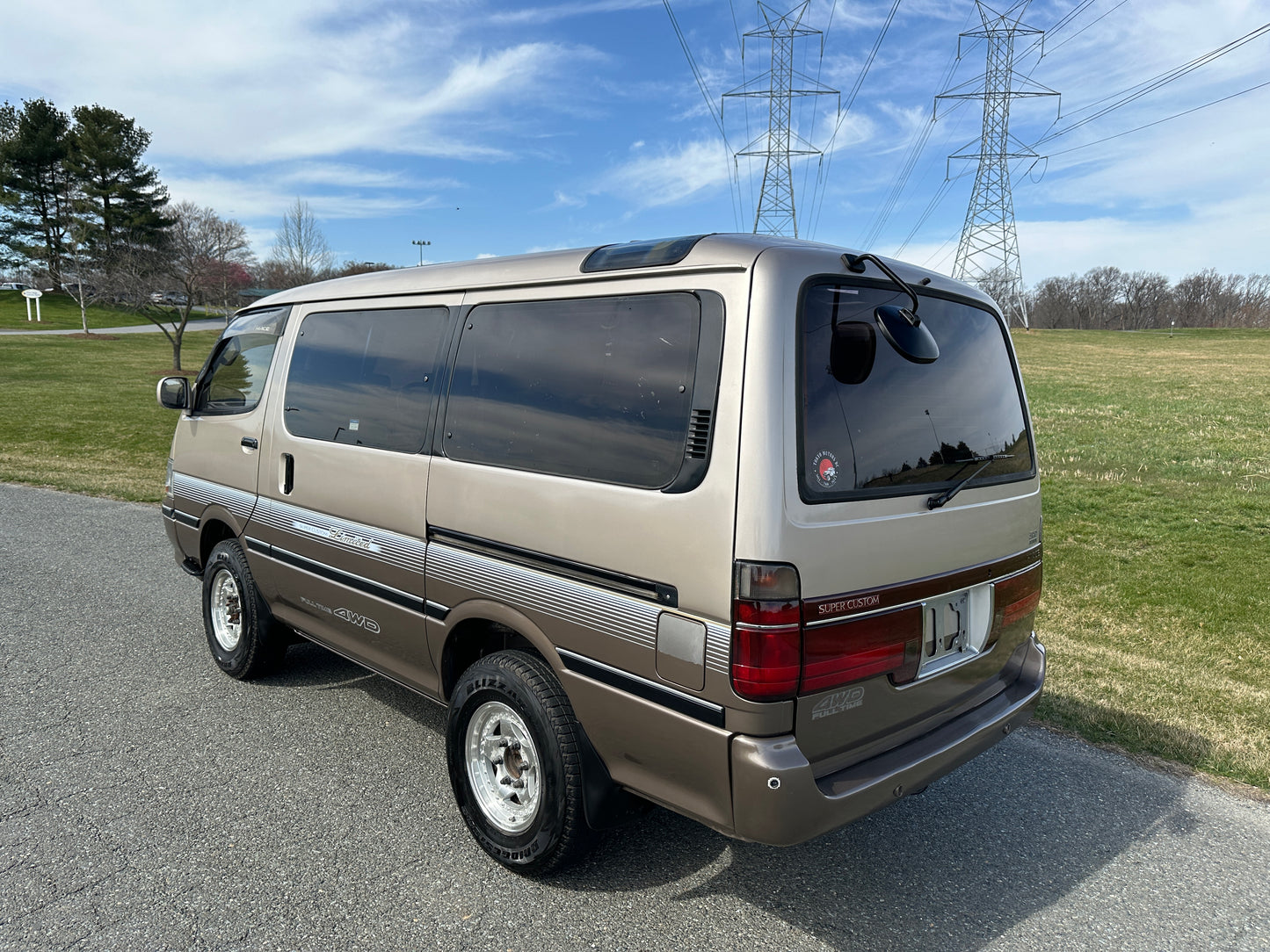 1995 TOYOTA HIACE SUPER CUSTOM KZH106