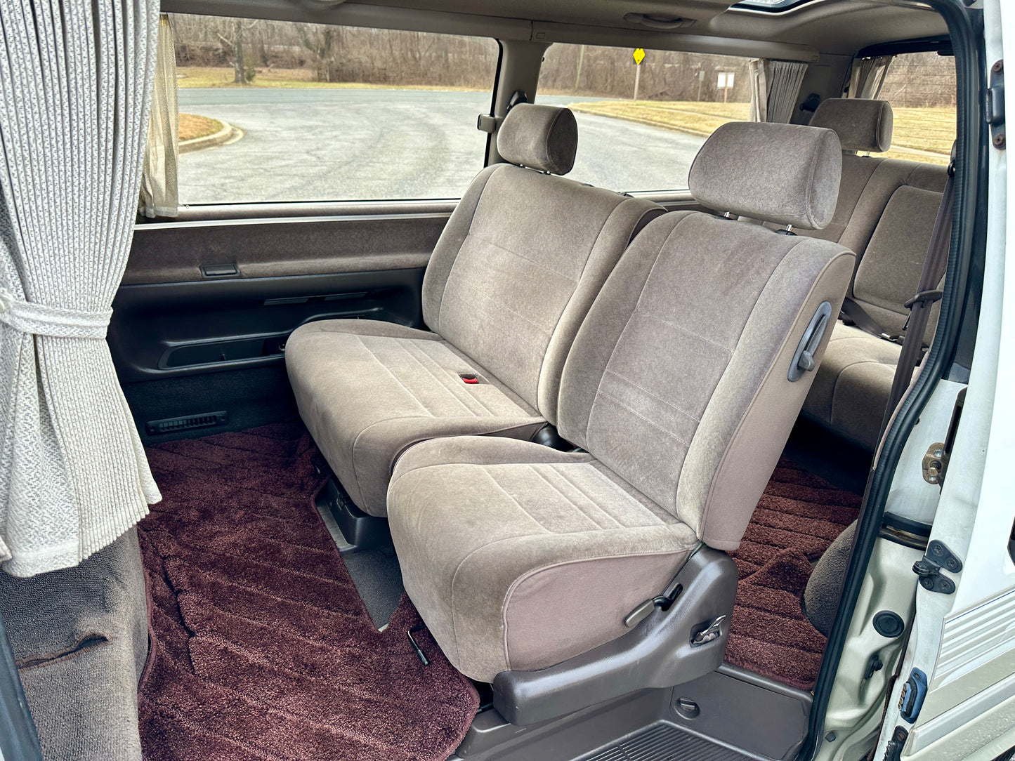 1995 TOYOTA HIACE SUPER CUSTOM G LIVING SALOON EX KZH106