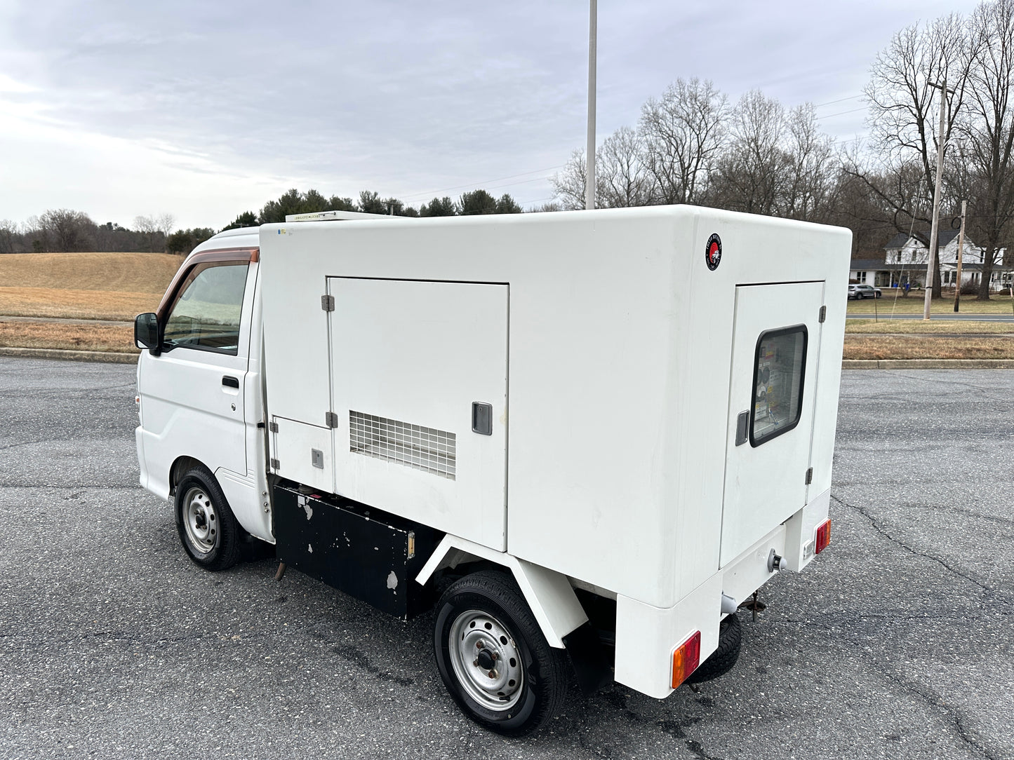 2000 DAIHATSU HIJET POWER GENERATOR TRUCK GD-S210P