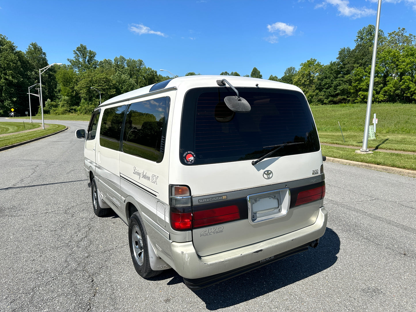 1999 TOYOTA HIACE SUPER CUSTOM G LIVING SALOON EX KZH106