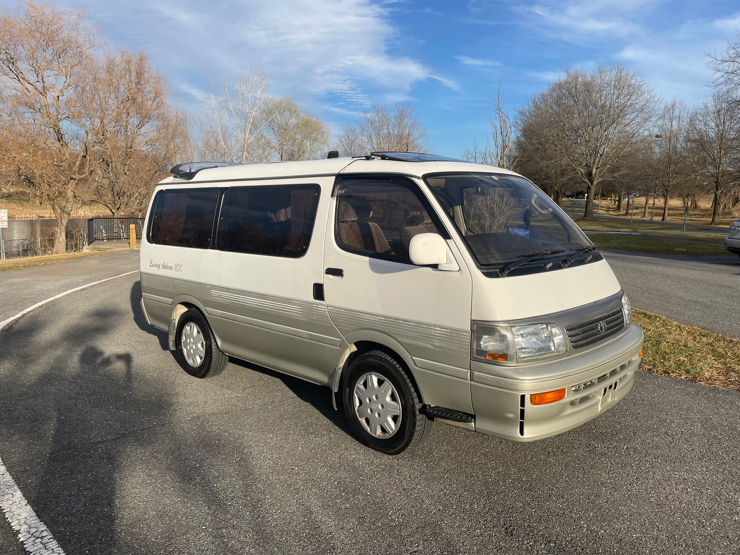 1995 TOYOTA HIACE SUPER CUSTOM LIVING SALOON EX KZH100