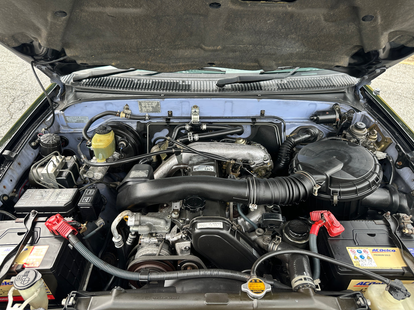1997 TOYOTA HILUX SURF KZN185 SSR-X - 4WD - TURBO DIESEL — LOT#632