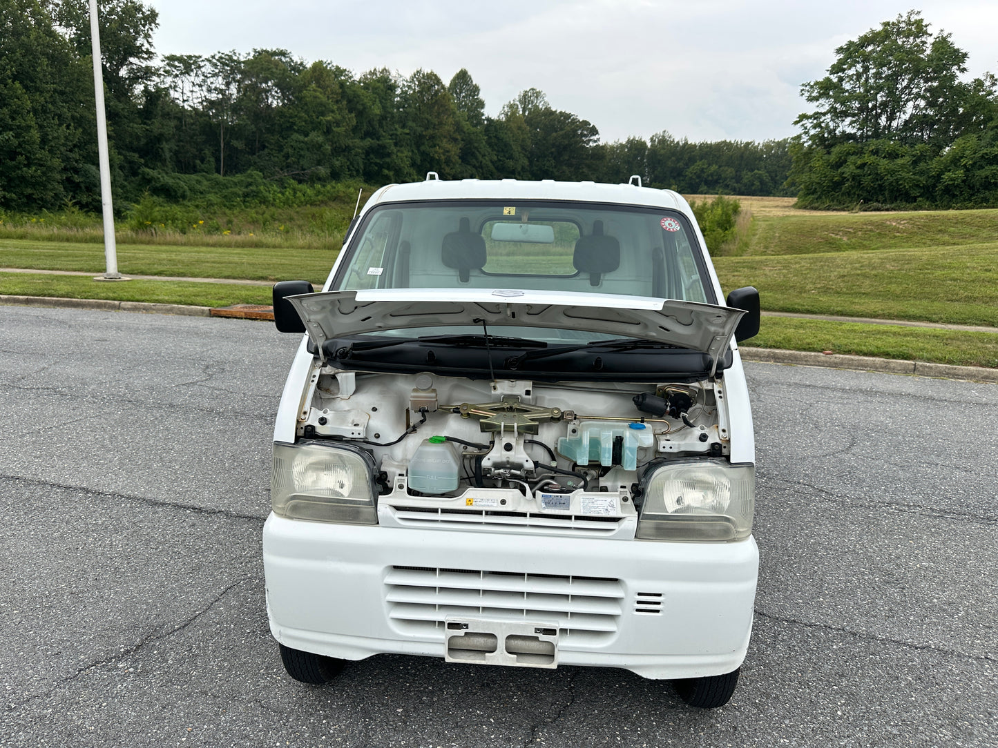 1999 SUZUKI CARRY -4WD -FUEL INJECTED -2 SPEED TRANSFER-CASE -AIR CONDITIONING — LOT#598