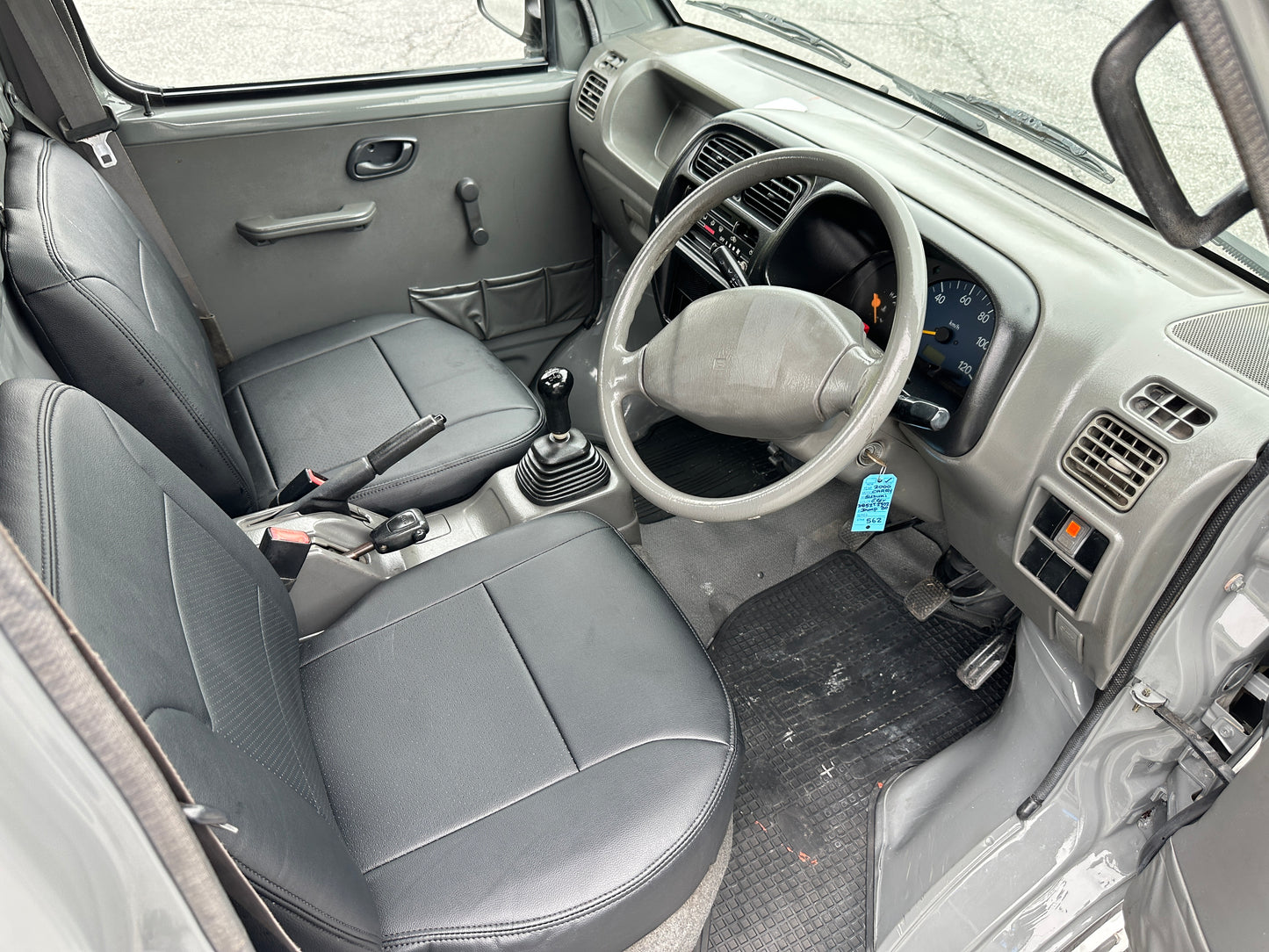 2000 SUZUKI CARRY DUMP 4WD - A/C - FUEL INJECTED & 5-SPEED
