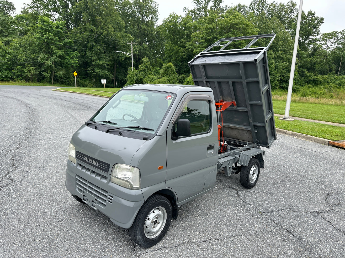 2000 SUZUKI CARRY DUMP 4WD - A/C - FUEL INJECTED & 5-SPEED