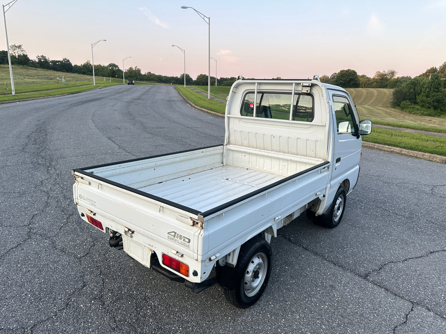 1996 SUZUKI CARRY 4WD - DIFF LOCK & AXLE LOCK - 2 SPEED TRANSFER-CASE - 20k Miles — LOT#558