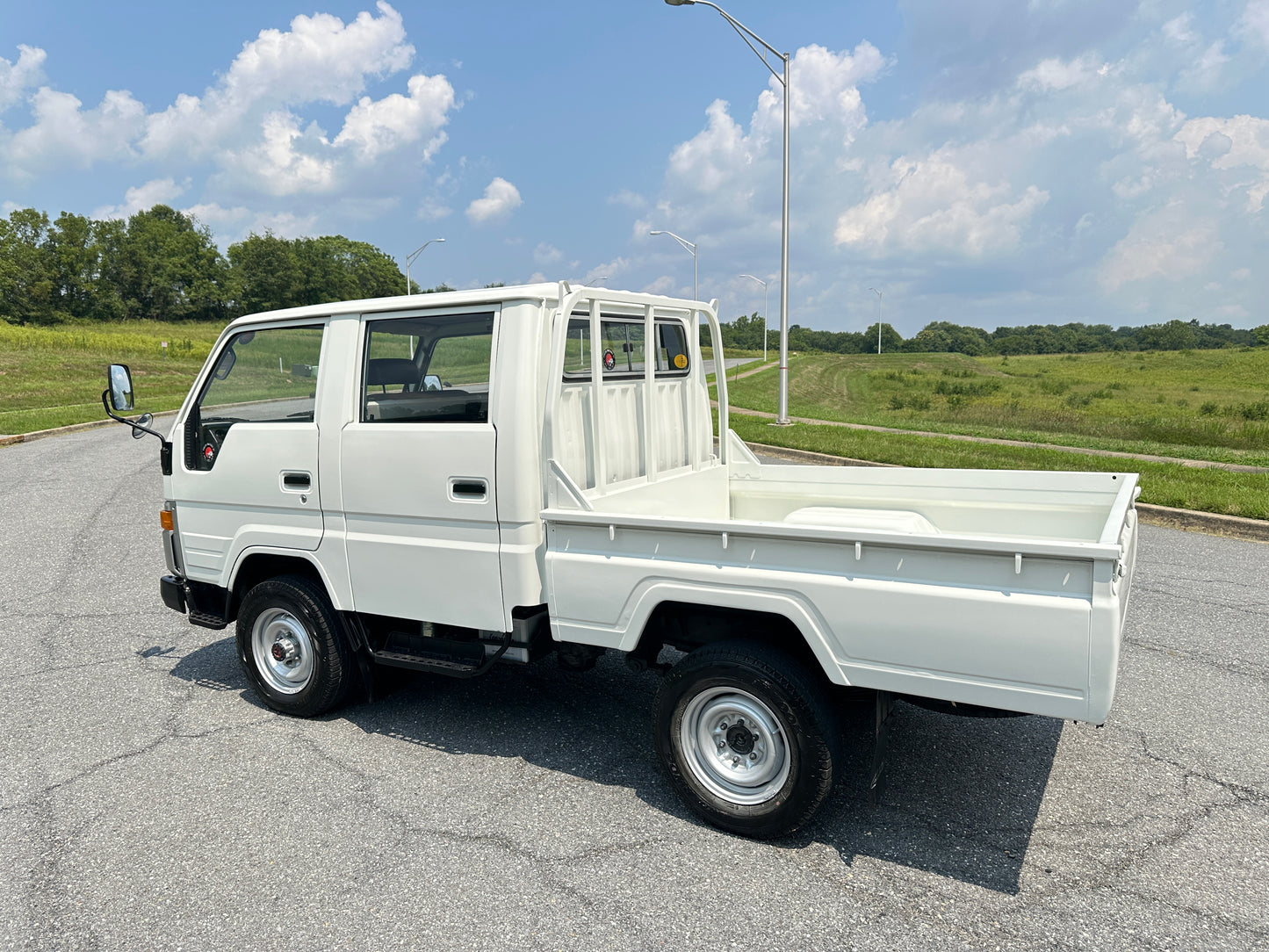 1991 TOYOTA HIACE LH85 DOUBLE-CAB TRUCK