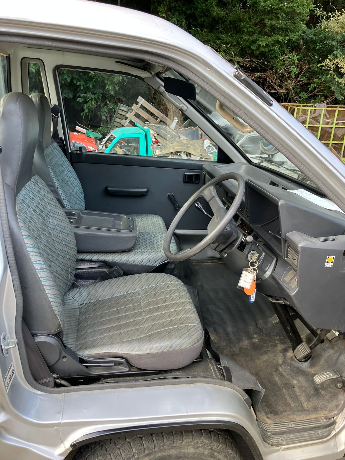 1996 TOYOTA TOWNACE CRANE TRUCK - DIESEL - 14k MILES