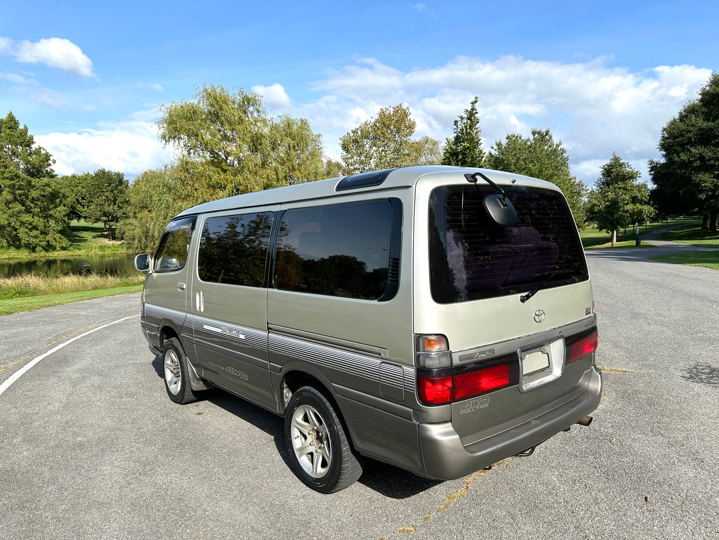 1996 TOYOTA HIACE SUPER CUSTOM LIMITED KZH106