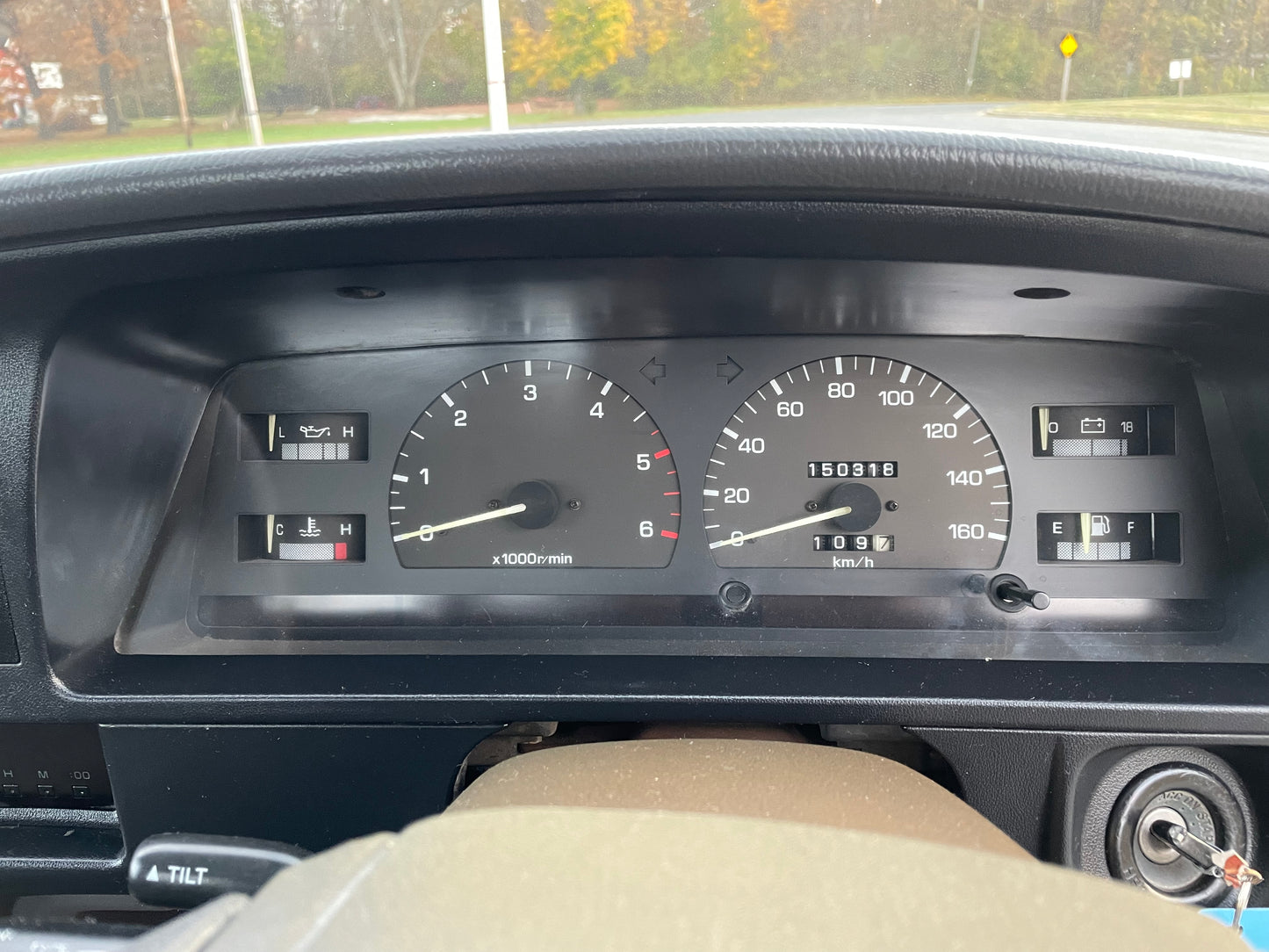 1993 TOYOTA HILUX LN106