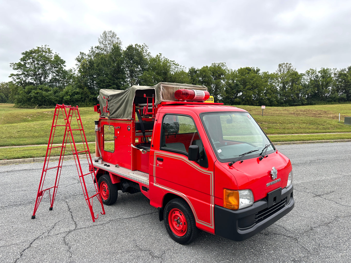 2000 SUBARU SAMBAR FIRE TRUCK 4WD - 7,224 MILES - FUEL INJECTED — LOT#636