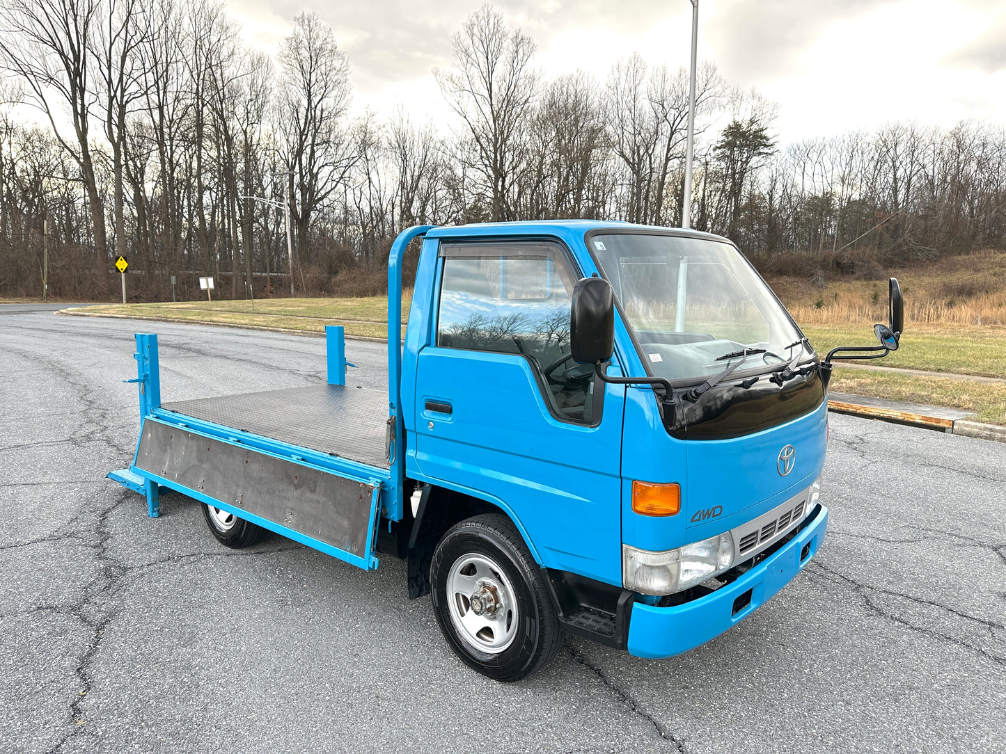 1996 TOYOTA HIACE LY151