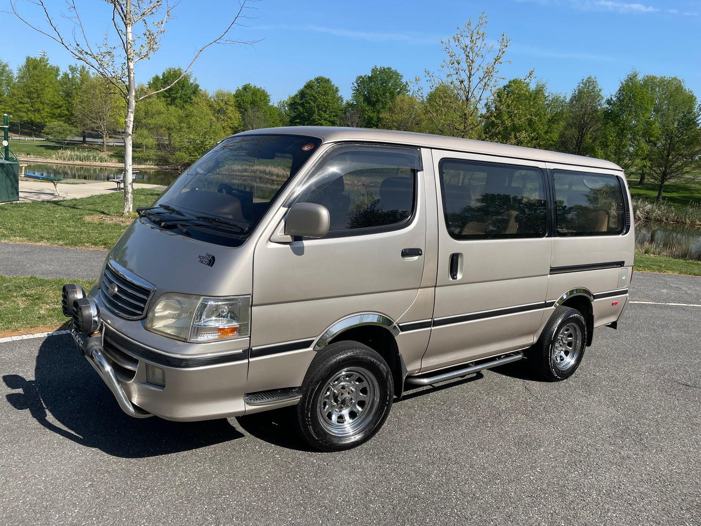 1995 TOYOTA HIACE SUPER CUSTOM KZH106