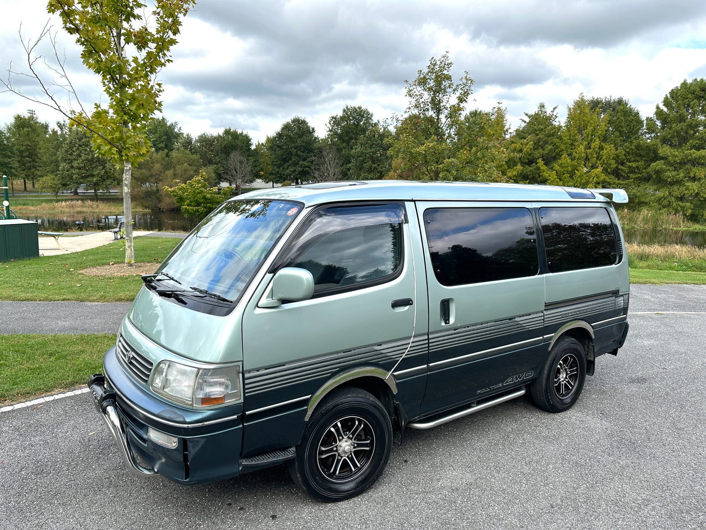 1996 TOYOTA HIACE SUPER CUSTOM KZH106