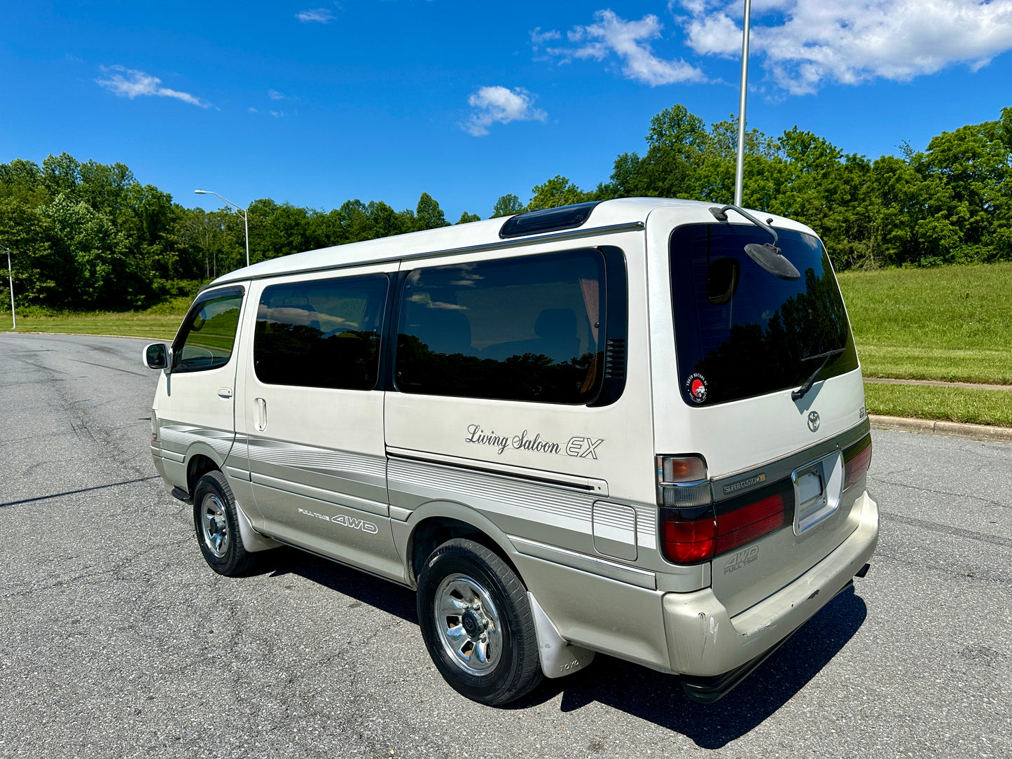 1999 TOYOTA HIACE SUPER CUSTOM G LIVING SALOON EX KZH106