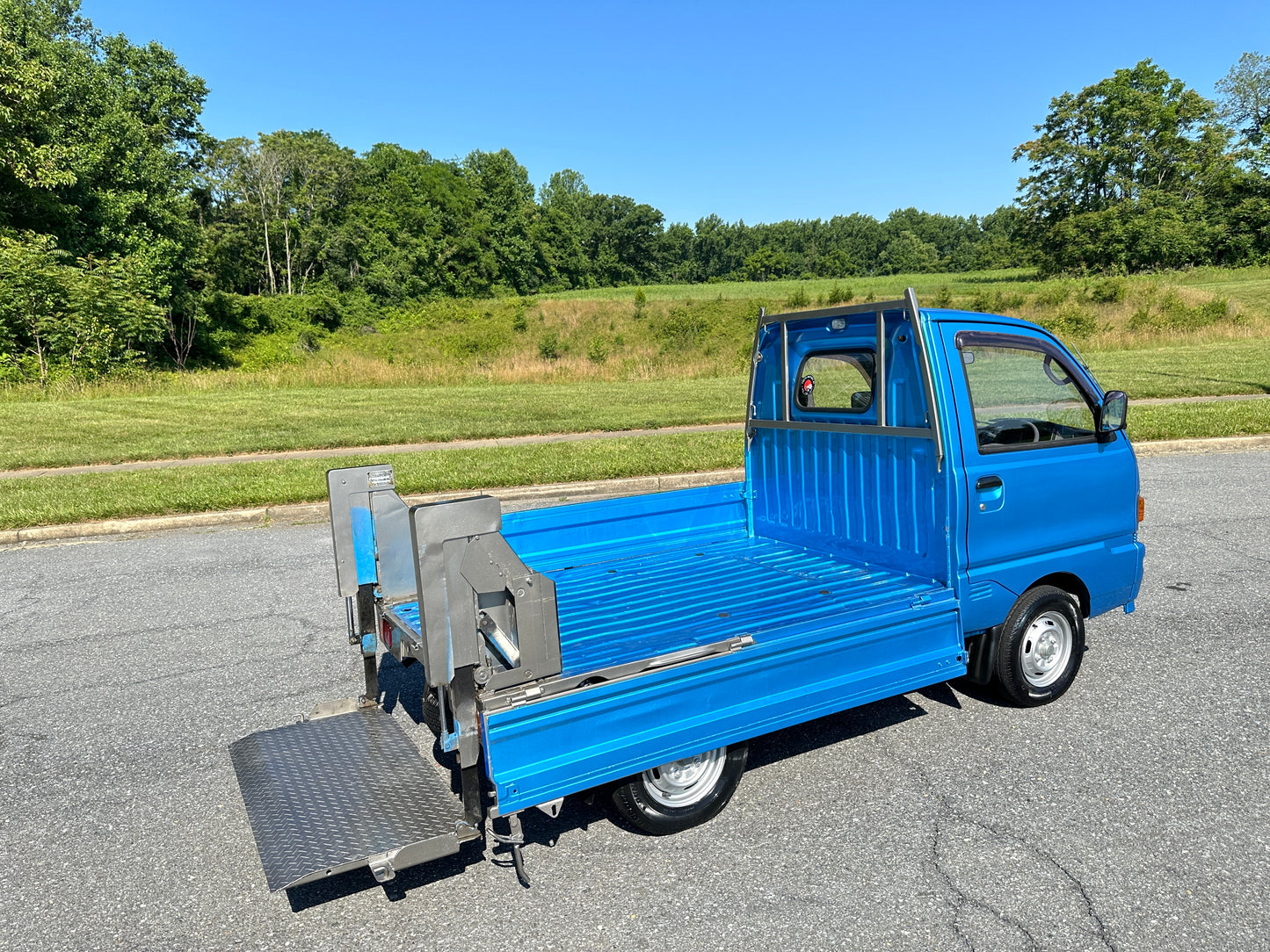 1995 MITSUBISHI MINICAB V-U41T