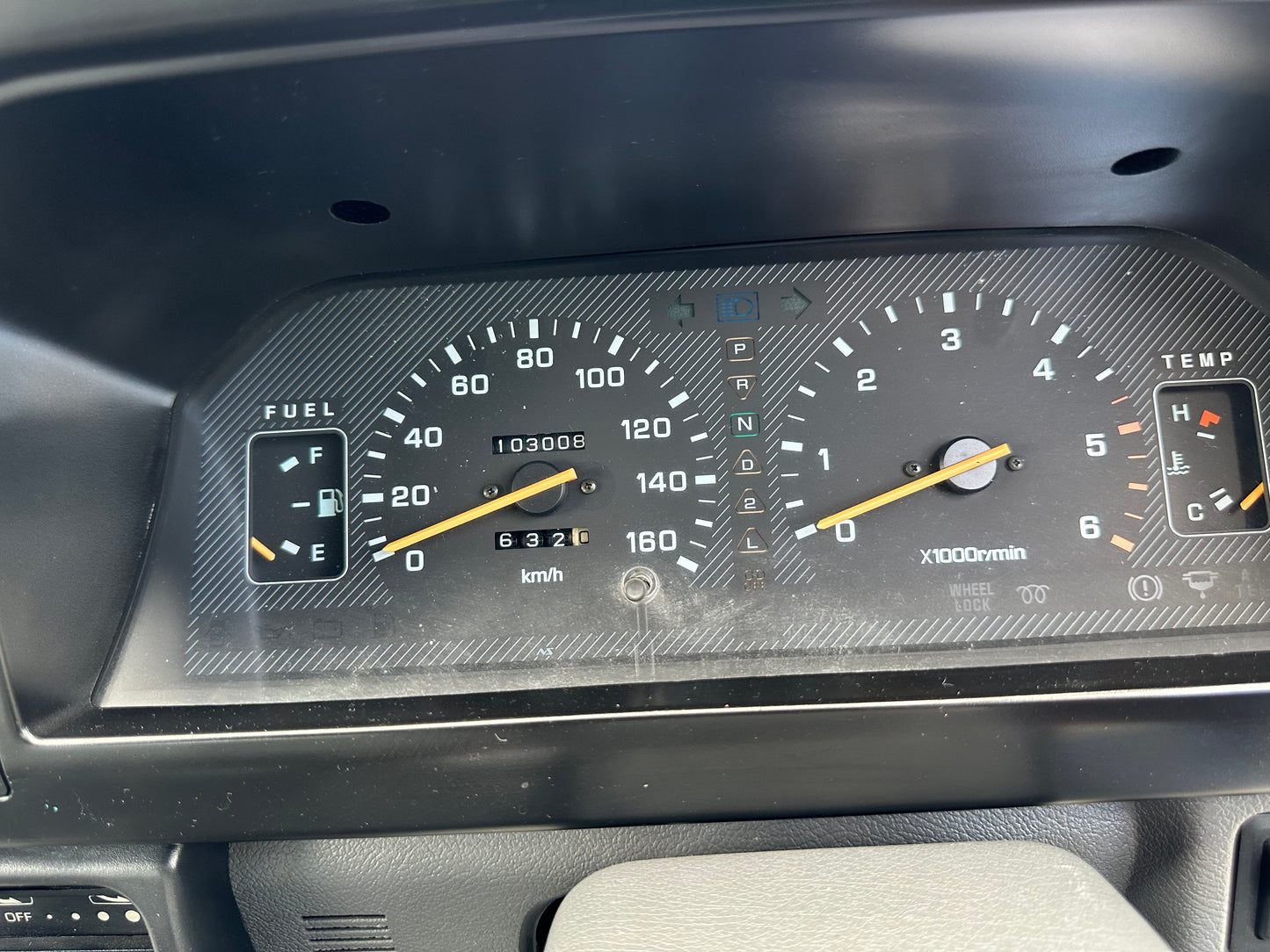 1995 MITSUBISHI DELICA STAR WAGON 4WD P25W